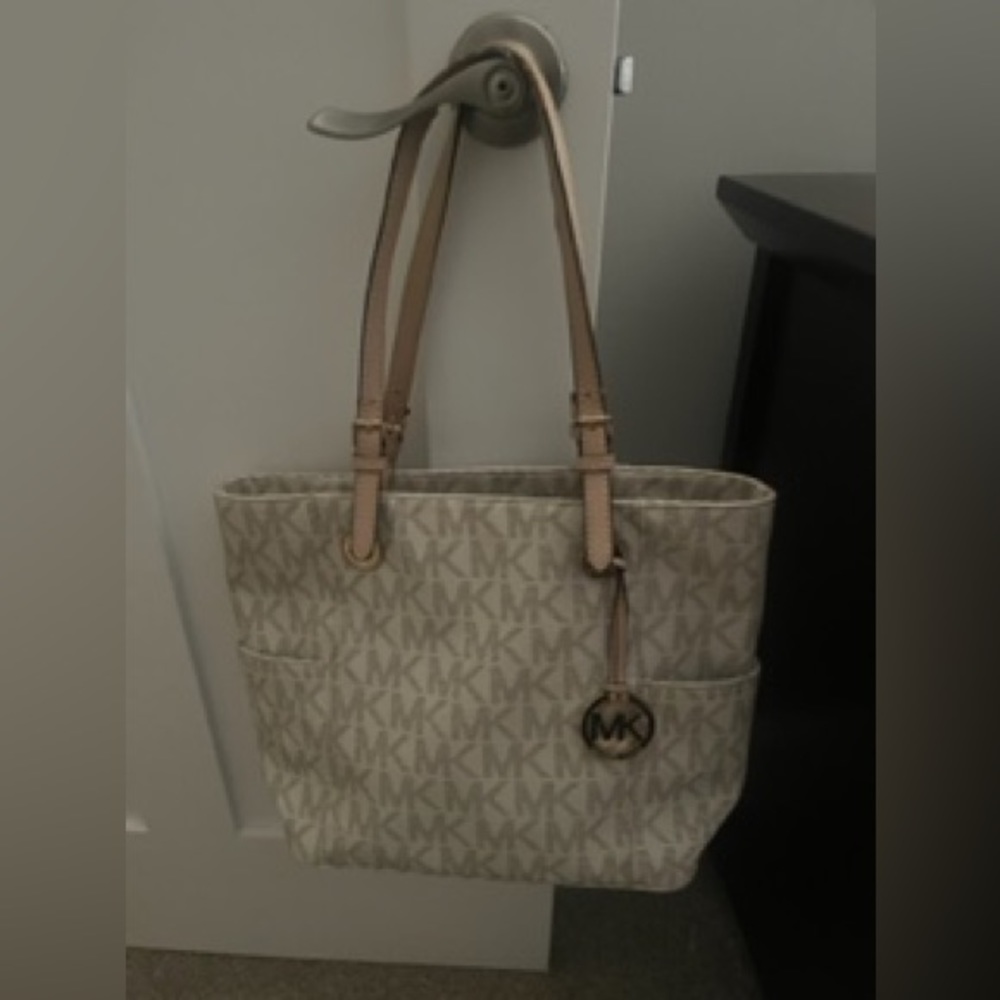 Michal Kors Tan/Beige Purse
